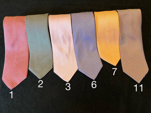 6680 Bellinzona Italian Woven Silk Houndstooth