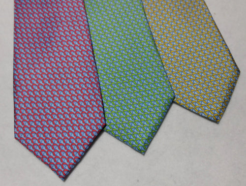 5510 Bellinzona Italian Woven Silk Small Blue Fish