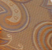 Load image into Gallery viewer, 5482 Bellinzona Italian Woven Silk Paisley