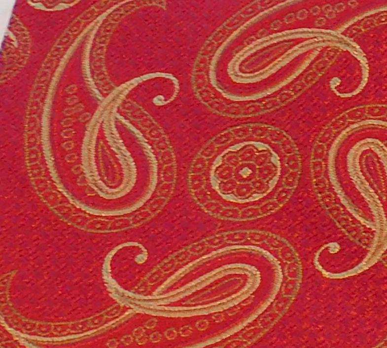 5496 Bellinzona Italian Woven Silk Paisley
