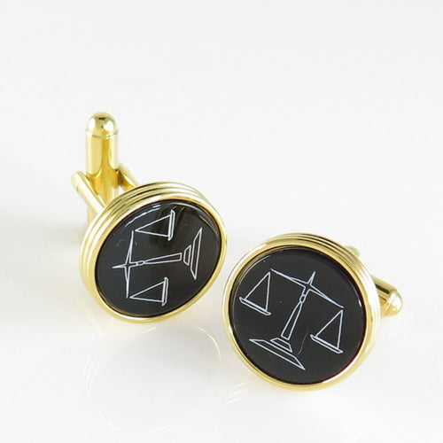 C305 Scales of Justice